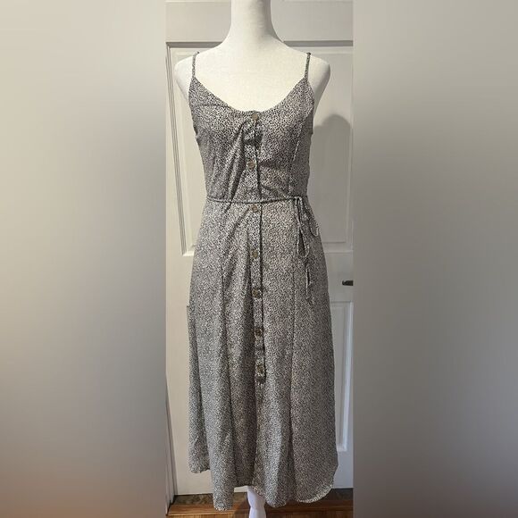 Sienna Sky Midi Creamy White Animal Print Tie Waist Front Slit Dress Size XS - Picture 1 of 7